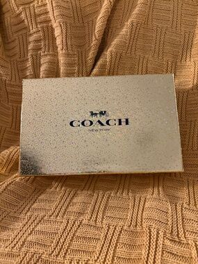 Coach leather card holder wallet and keychain